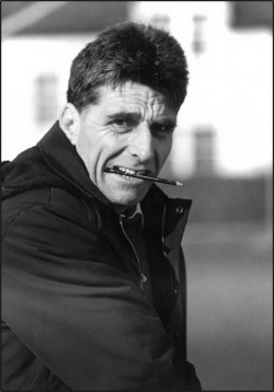 Funeral Notices - Alasdair Rhind Funeral Directors